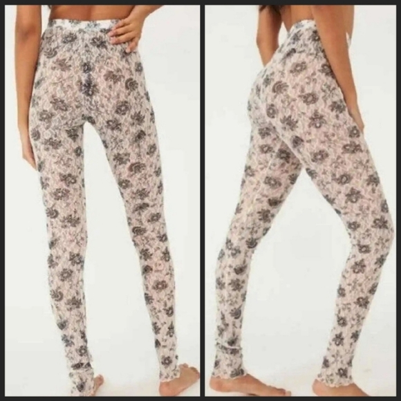 🩵💙 FREE PEOPLE Layered in Lace LEGGINGS Ivory Combo 💙🩵 - Picture 5 of 9